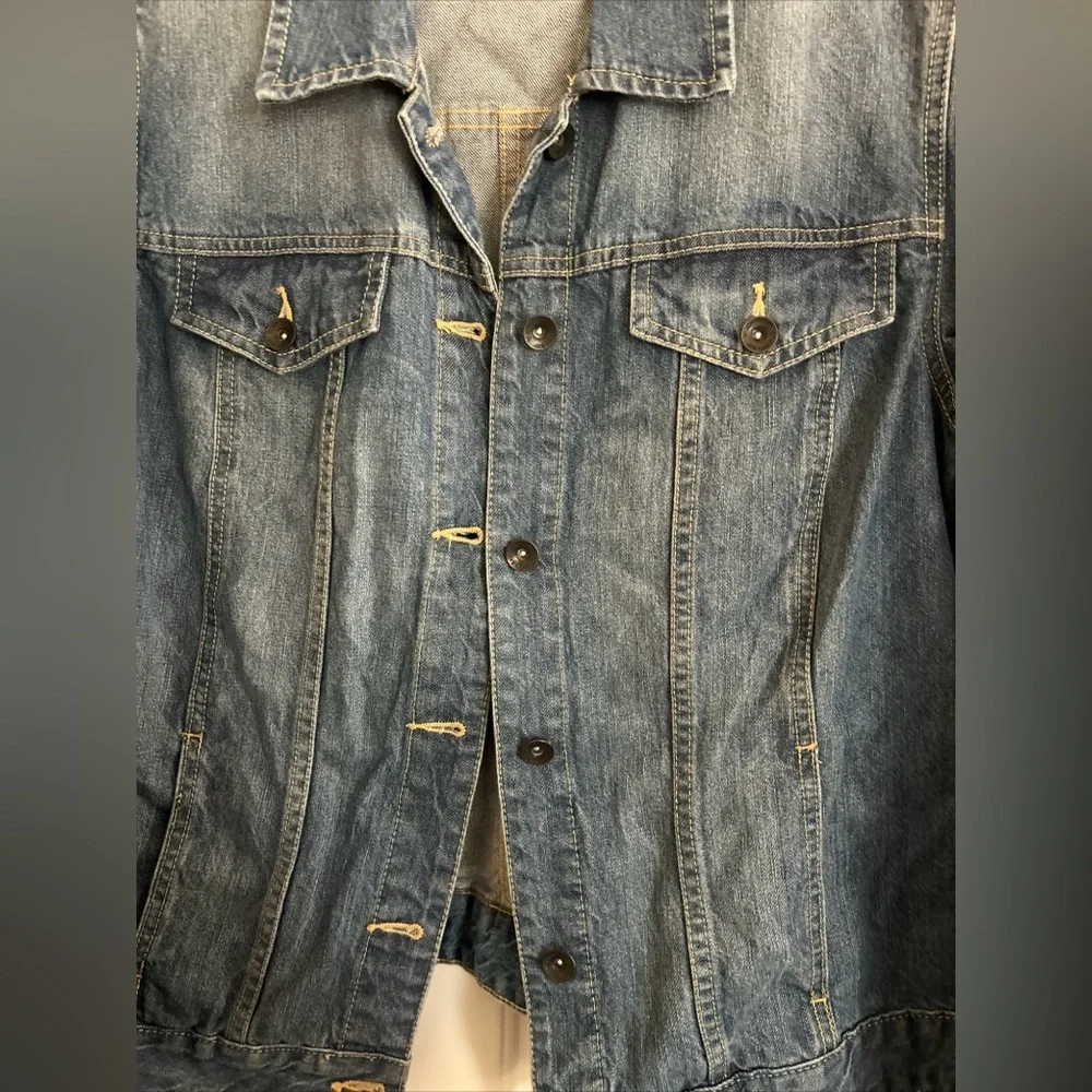 St. John’s Bay lightweight jean jacket - XL women’s - Picture 3 of 4